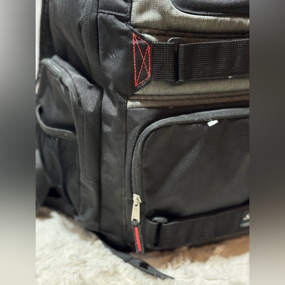 Oakley - Enduro Backpack - Jet black - Picture 17 of 17